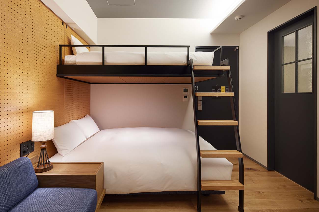 ランプライトブックスホテル 福岡